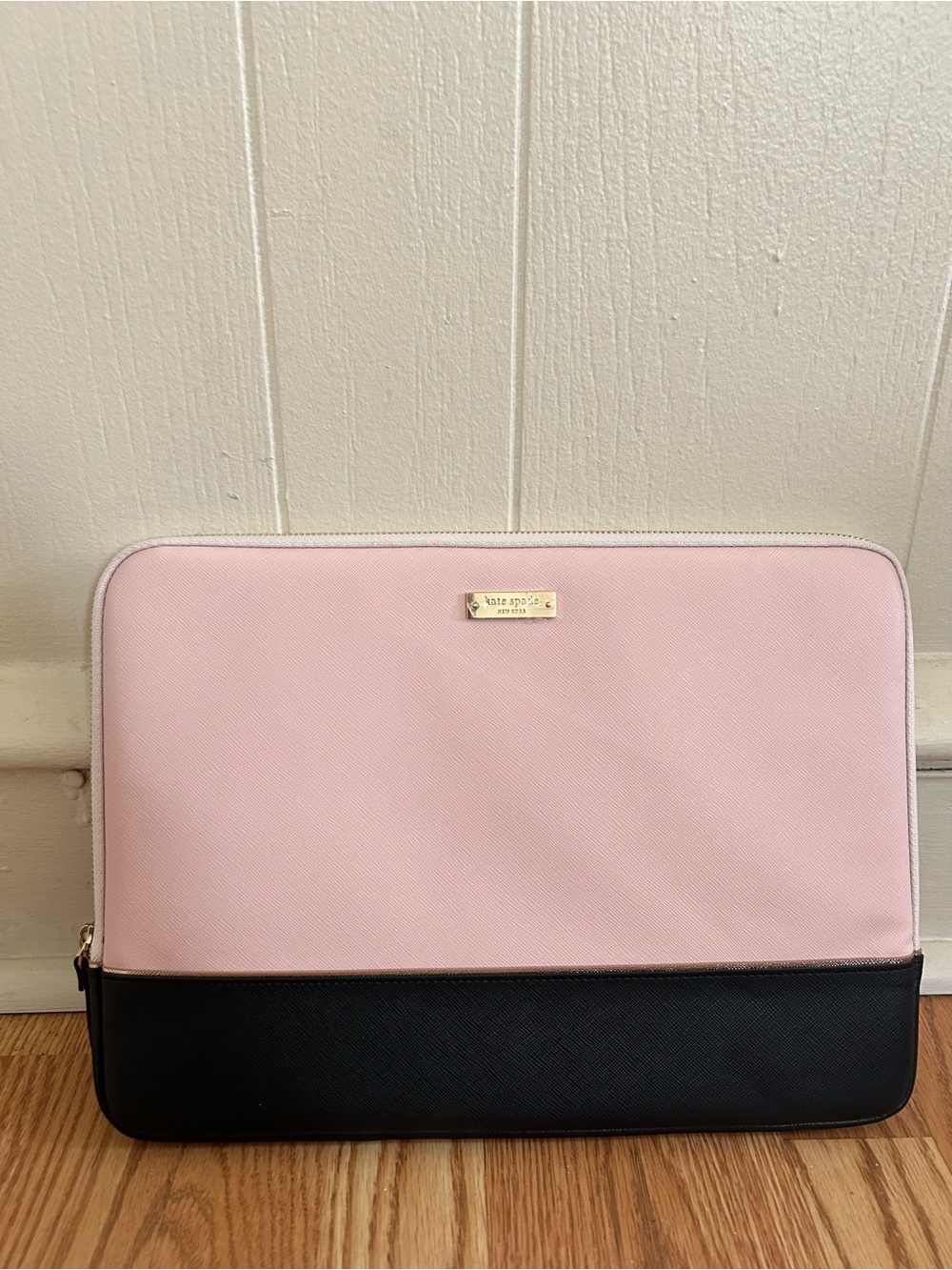 Kate Spade Saffino Leather Laptop/Tablet Sleeve Black & Pink NWOT